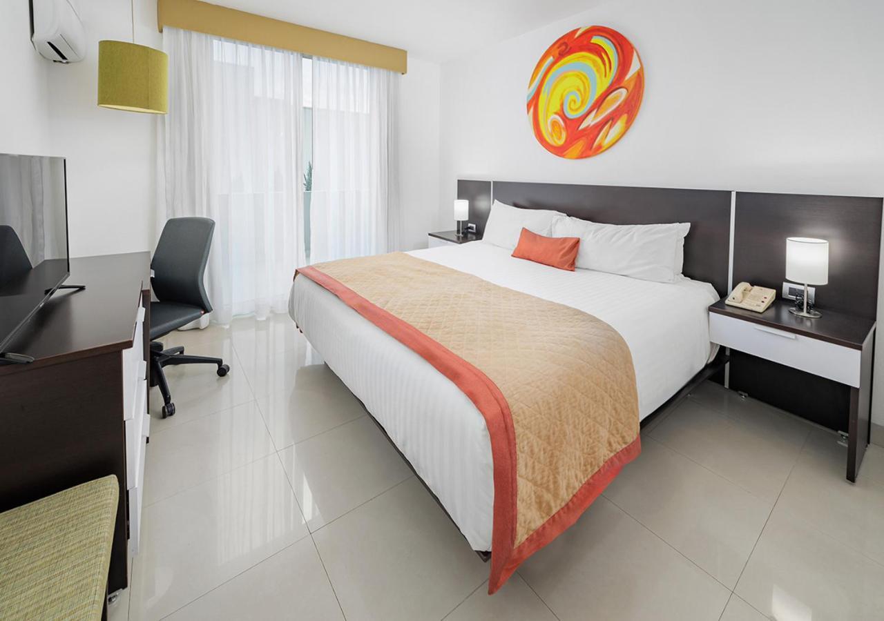 Hotel Mexico Plaza Irapuato Esterno foto