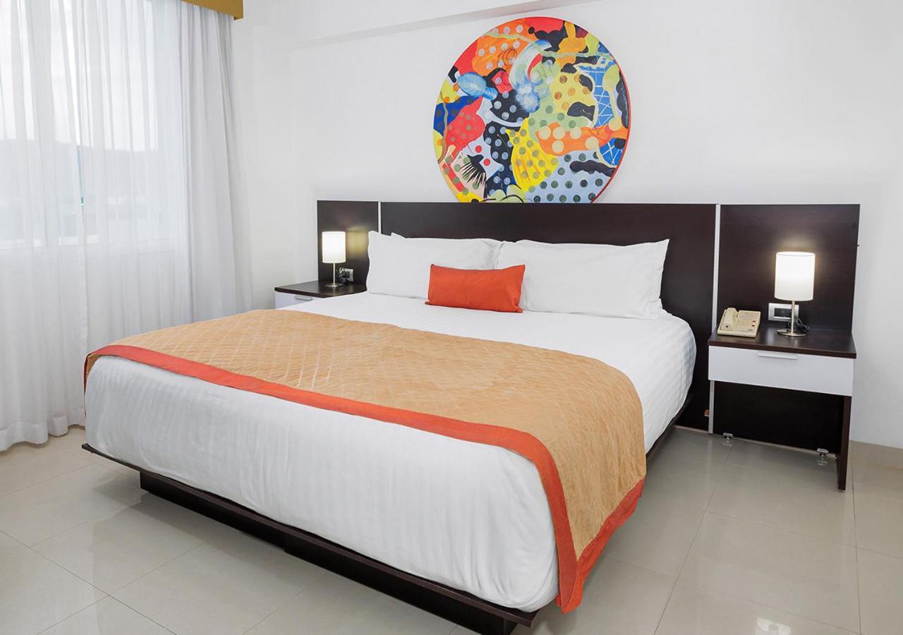 Hotel Mexico Plaza Irapuato Esterno foto