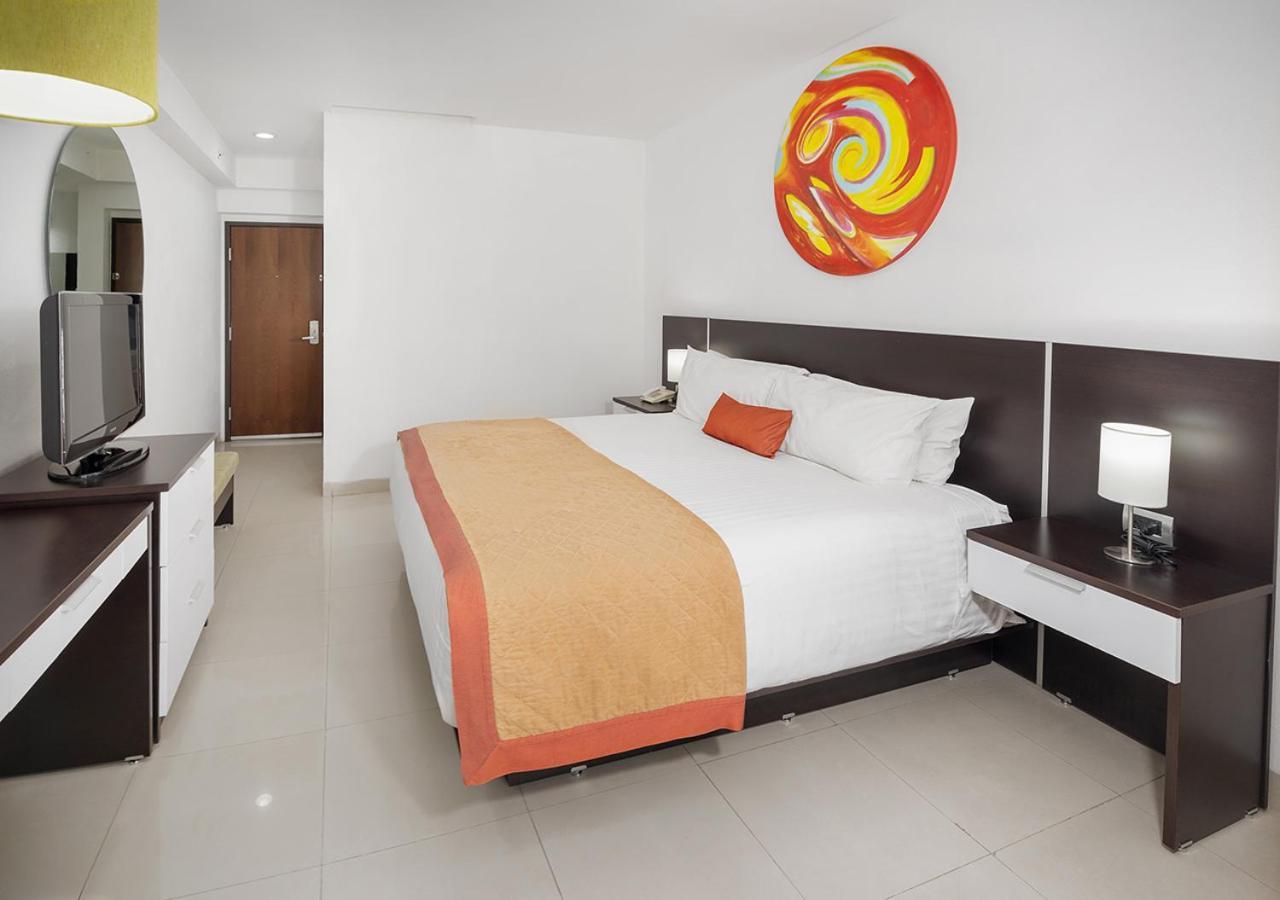 Hotel Mexico Plaza Irapuato Esterno foto